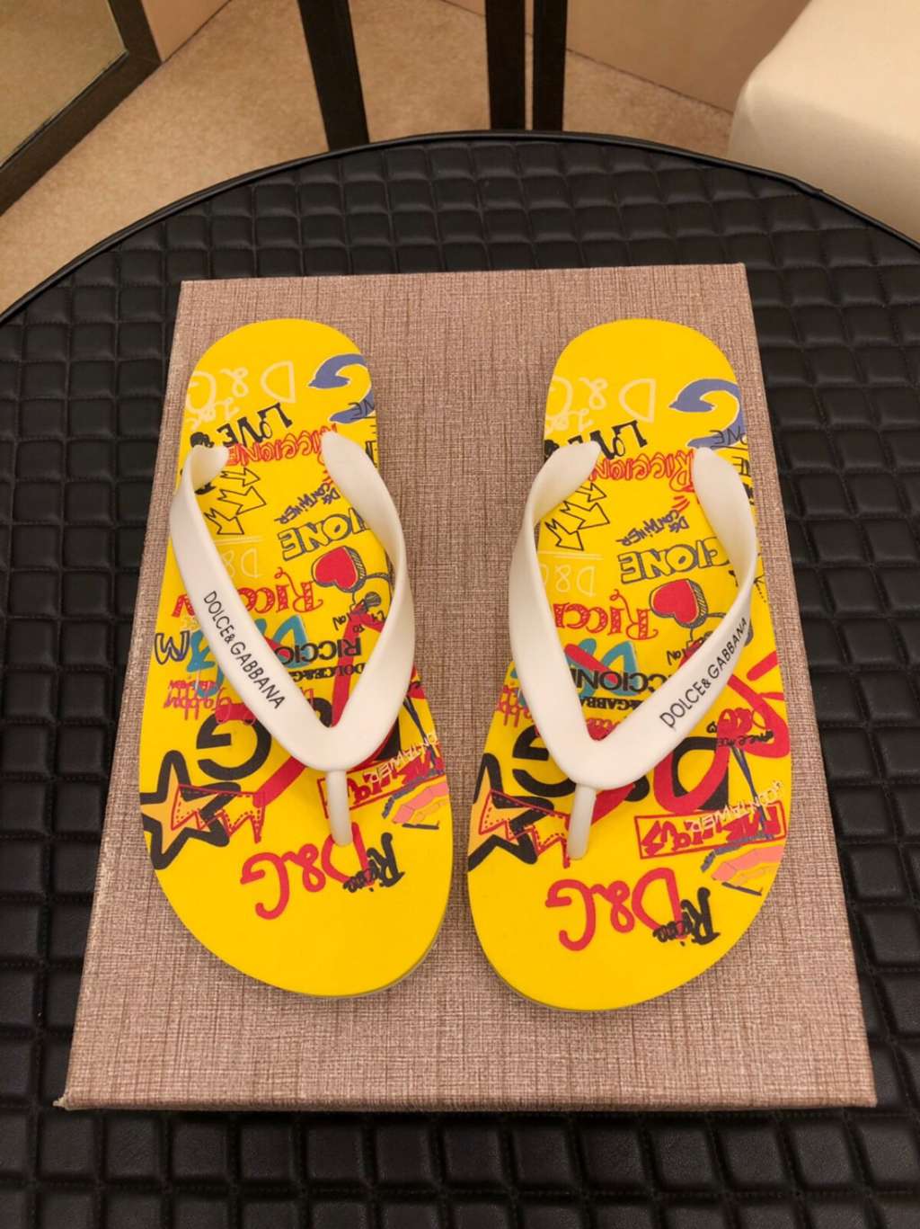 D*G slippers